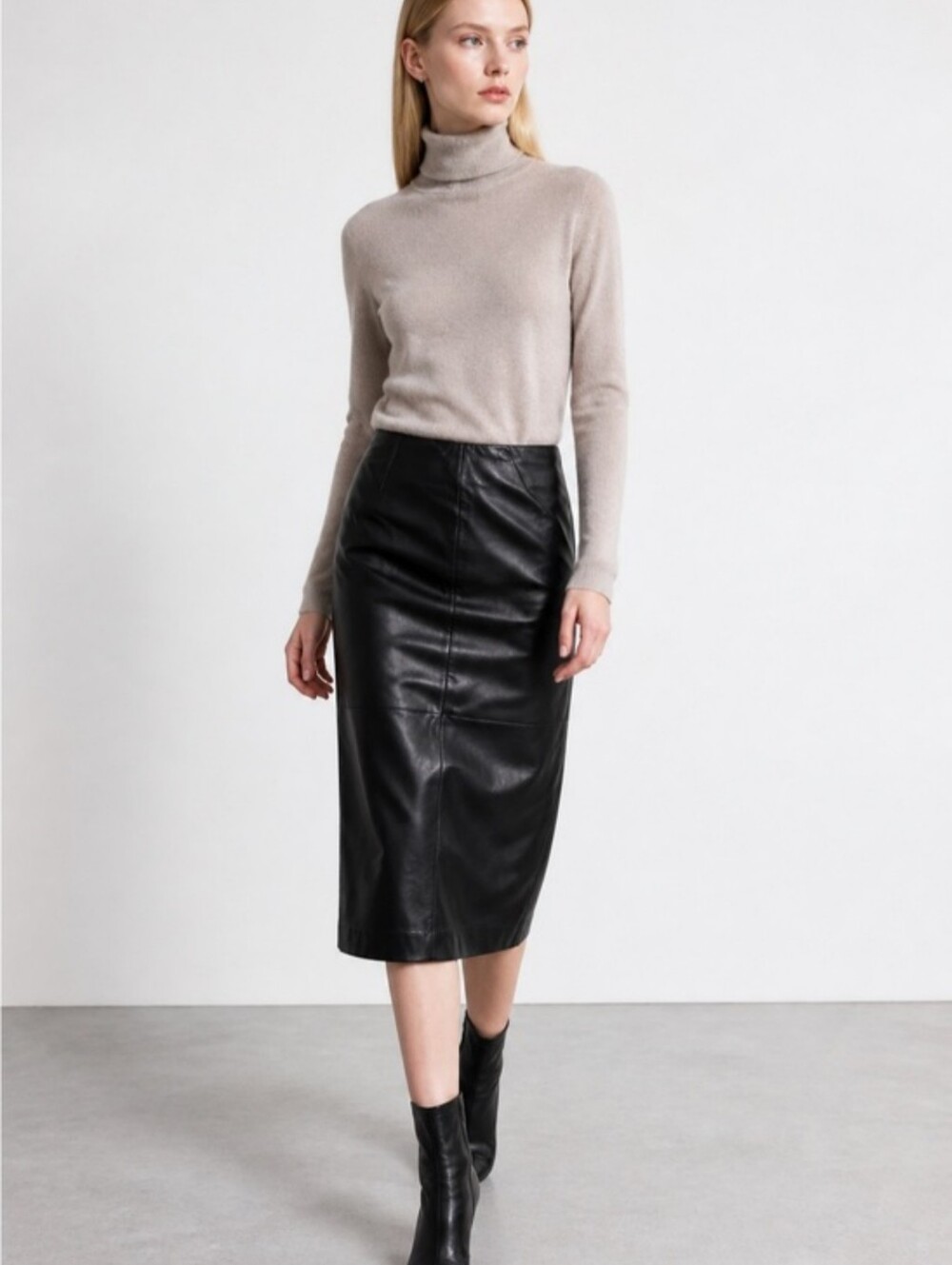 Dana Buchman for Neiman Marcus Leather Midi Pencil Skirt w/Slit, Black, Size 8